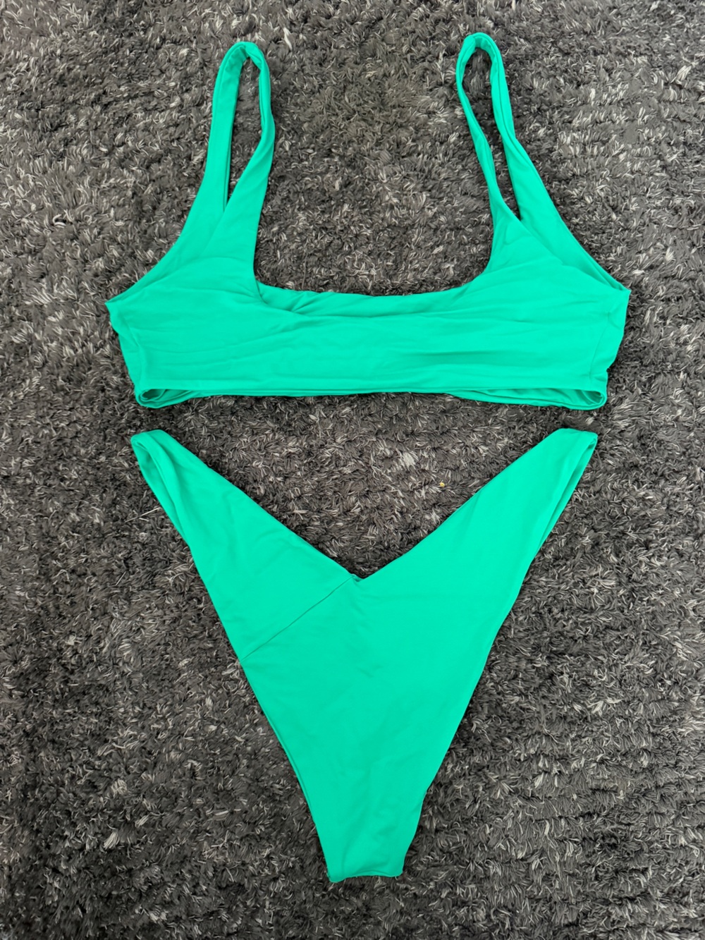 l*space Emerald Green Scoop Bikini Top & High-Cut Bottoms - Picture 2 of 5